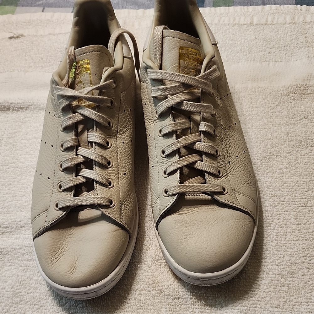 Adidas Men's Light Tan Sneakers